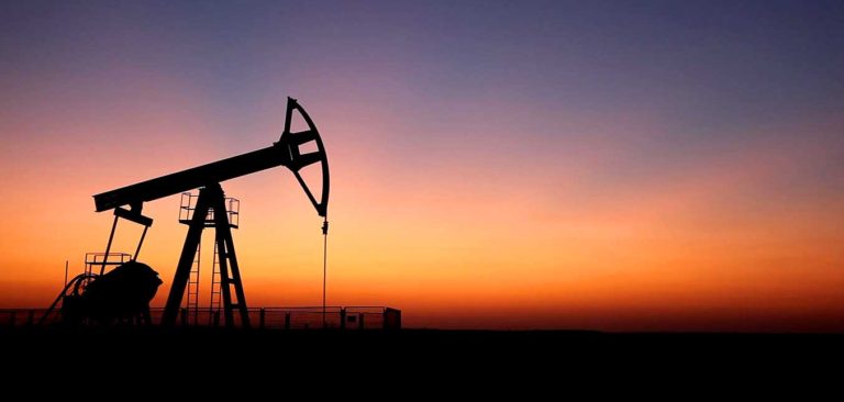 Barril de petróleo se mantendría cercano a los US$53 en el 2018